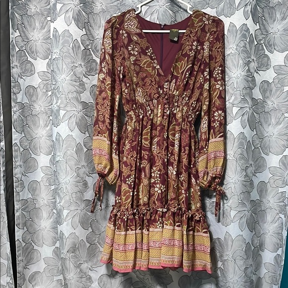 Taylor Floral Bohemian Dress size 2 - Picture 2 of 6